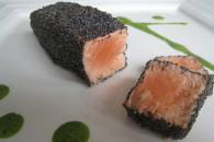 saumon en habit noir 