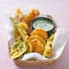 lã©gumes en tempura au curcuma, sauce yaourt menthe fleur de maã¯s maizena