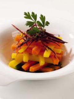 Vapeur de carottes de couleurs aux épices