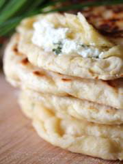 naans aux fromages