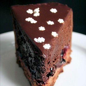 Entremets chocolat, cassis et vinaigre balsamique