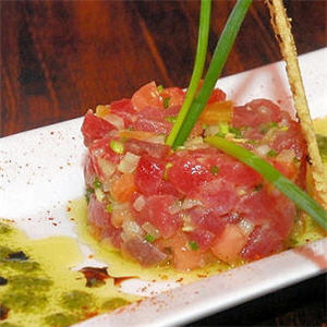 Tartare de thon rouge au gingembre 