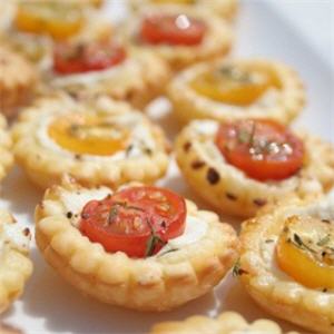 Mini tartelettes aux tomates cerises et au chèvre 