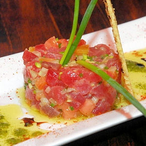 Tartare de thon rouge au gingembre