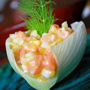 Tartare saumon, mangue et fenouil