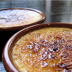 Cr&egrave;me br&ucirc;l&eacute;e