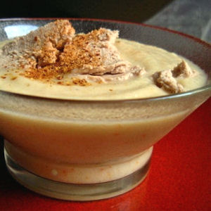 Crème de chou-fleur aux copeaux de foie gras 