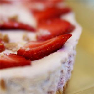 Crumble cheesecake amande, fraise, framboise  