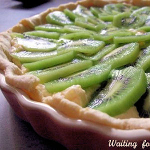 Tarte &agrave; la frangipane de citron et aux kiwis