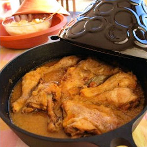 Tajine au poulet et oignons confits