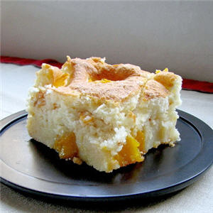 Clafoutis souffl&eacute; mangues-abricots 