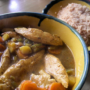 Tajine de poulet aux &eacute;pices