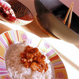 Wok de poulet au curry madras