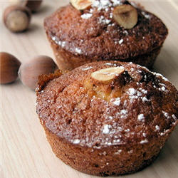 Muffins aux noisettes et à la banane