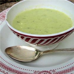 Velouté de courgettes au chèvre frais