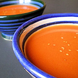Soupe aux tomates cerises rôties