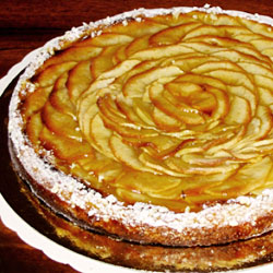 Tarte aux pommes, poires et coings